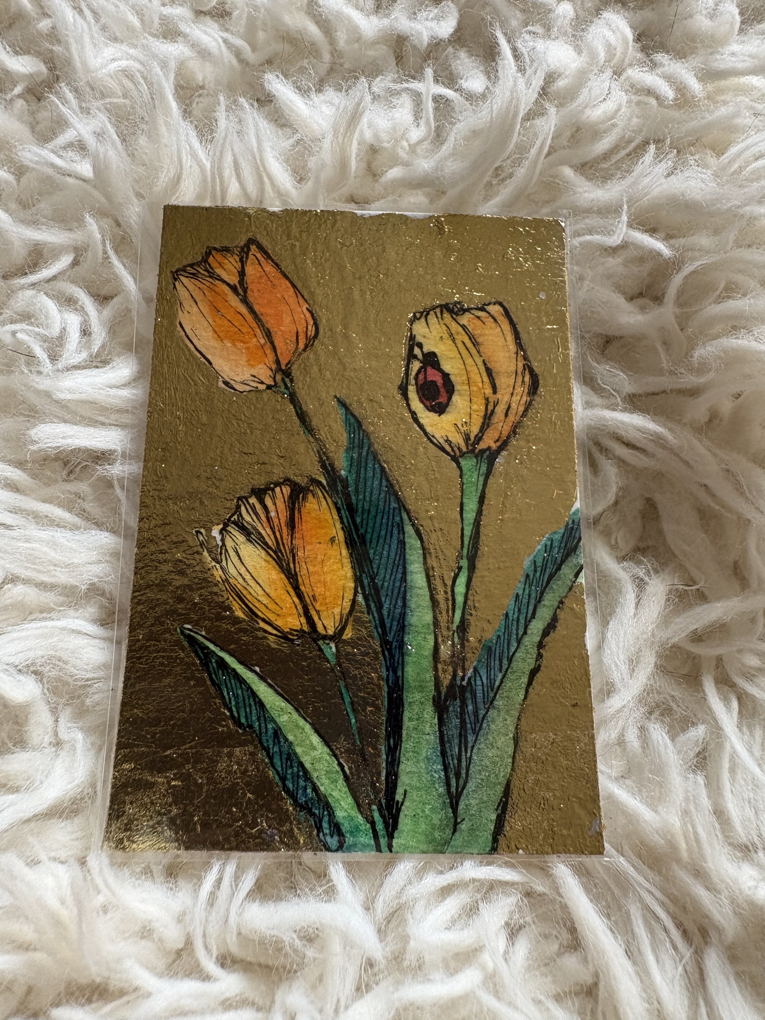 P-32	Ladybug Tulips in Gold 