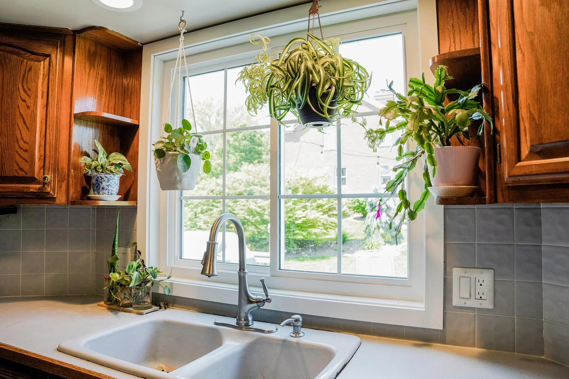 Slider Windows in White