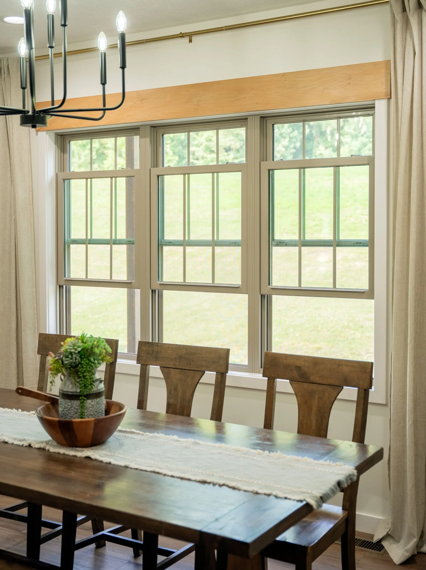 Double Hung Mulled Windows in Sandstone