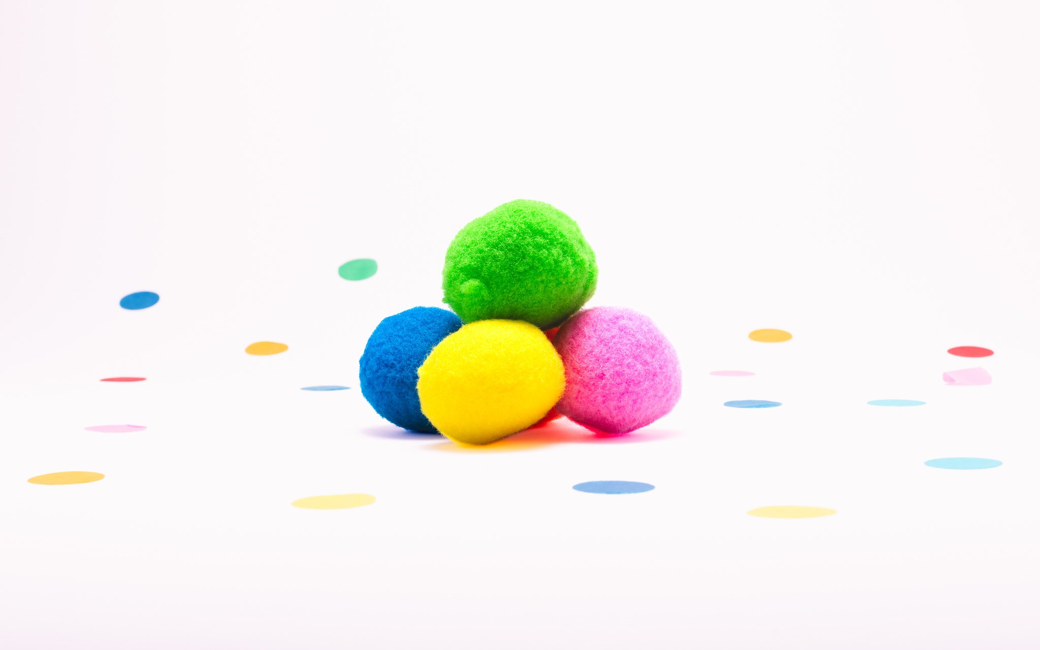 CharismaticConfetti_PoolParty_WebSocial_13.jpg