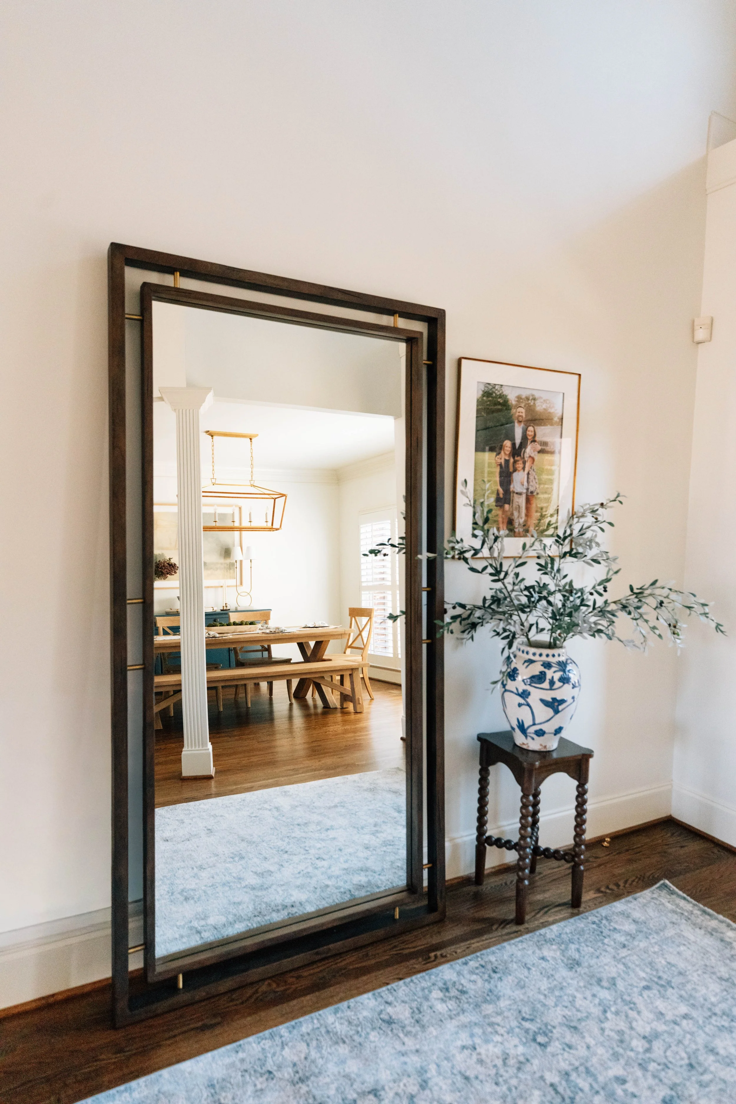 Foyer and Dining-5.jpg