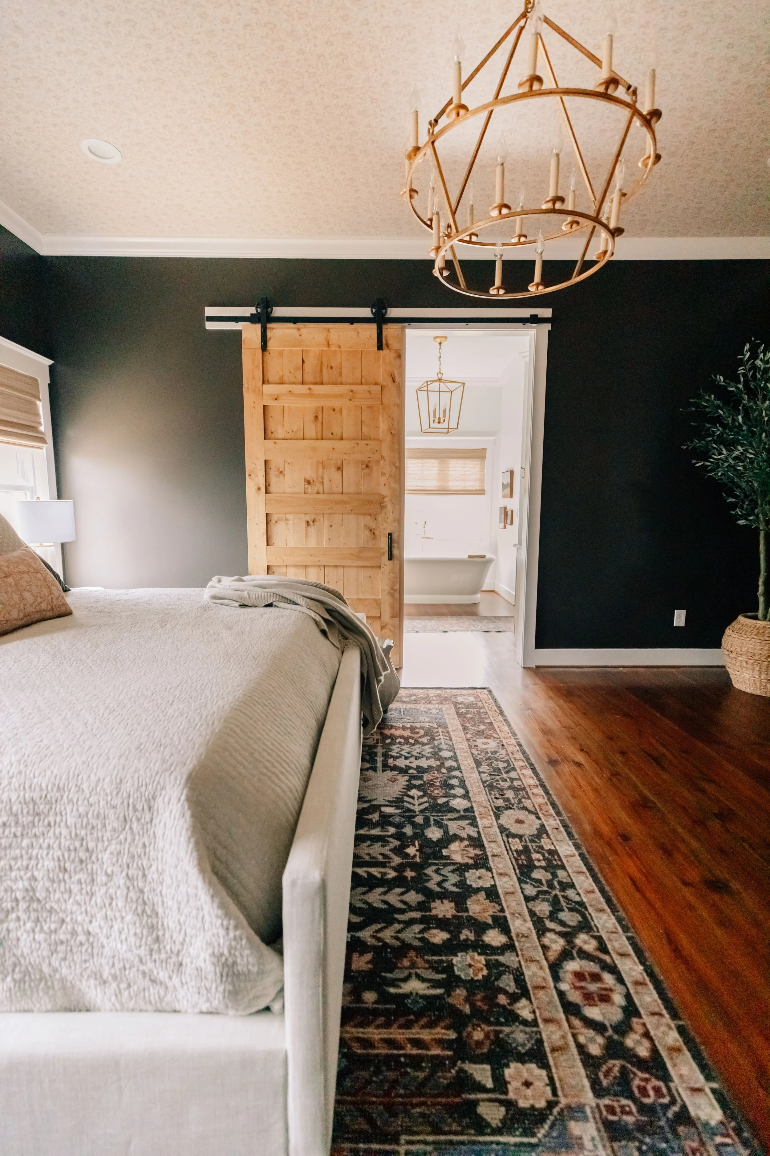 MBM 1-29 Bedroom-10.jpg