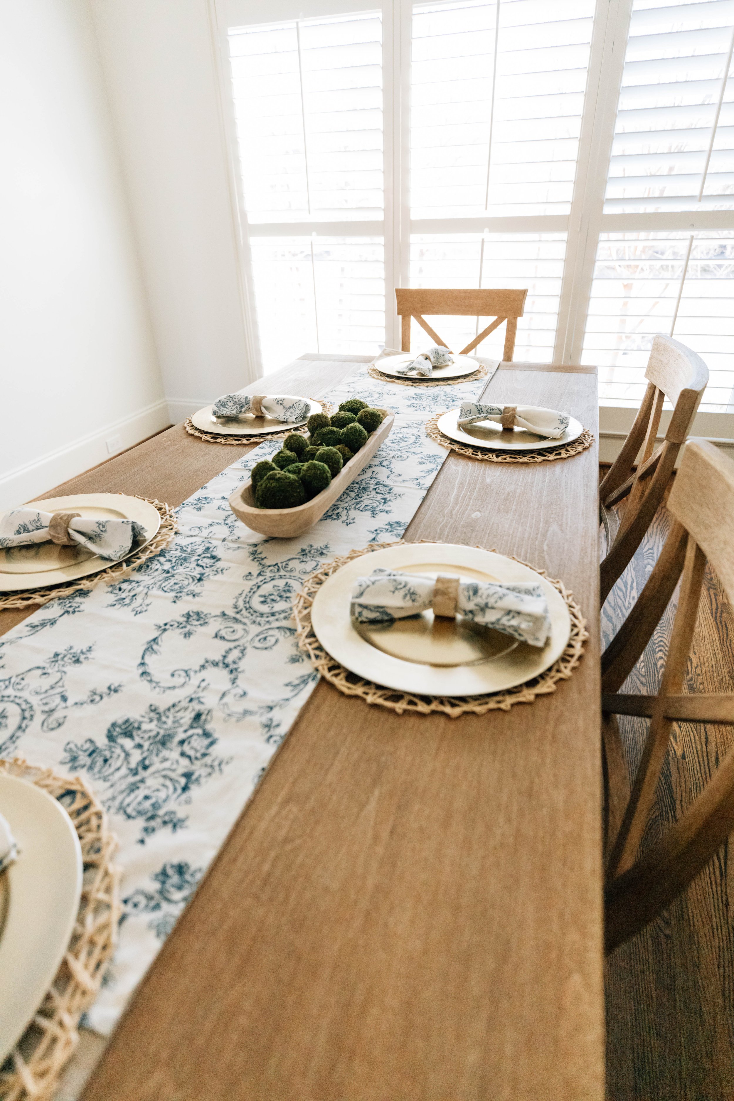 Foyer and Dining-40.jpg