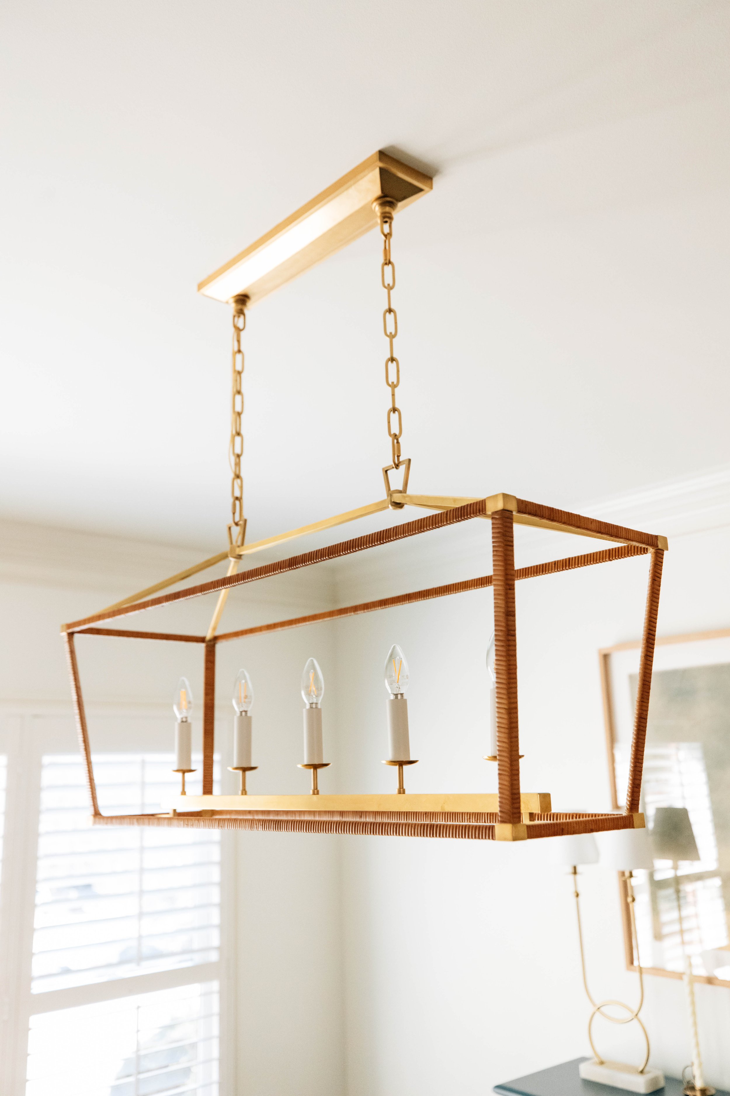 Foyer and Dining-23.jpg