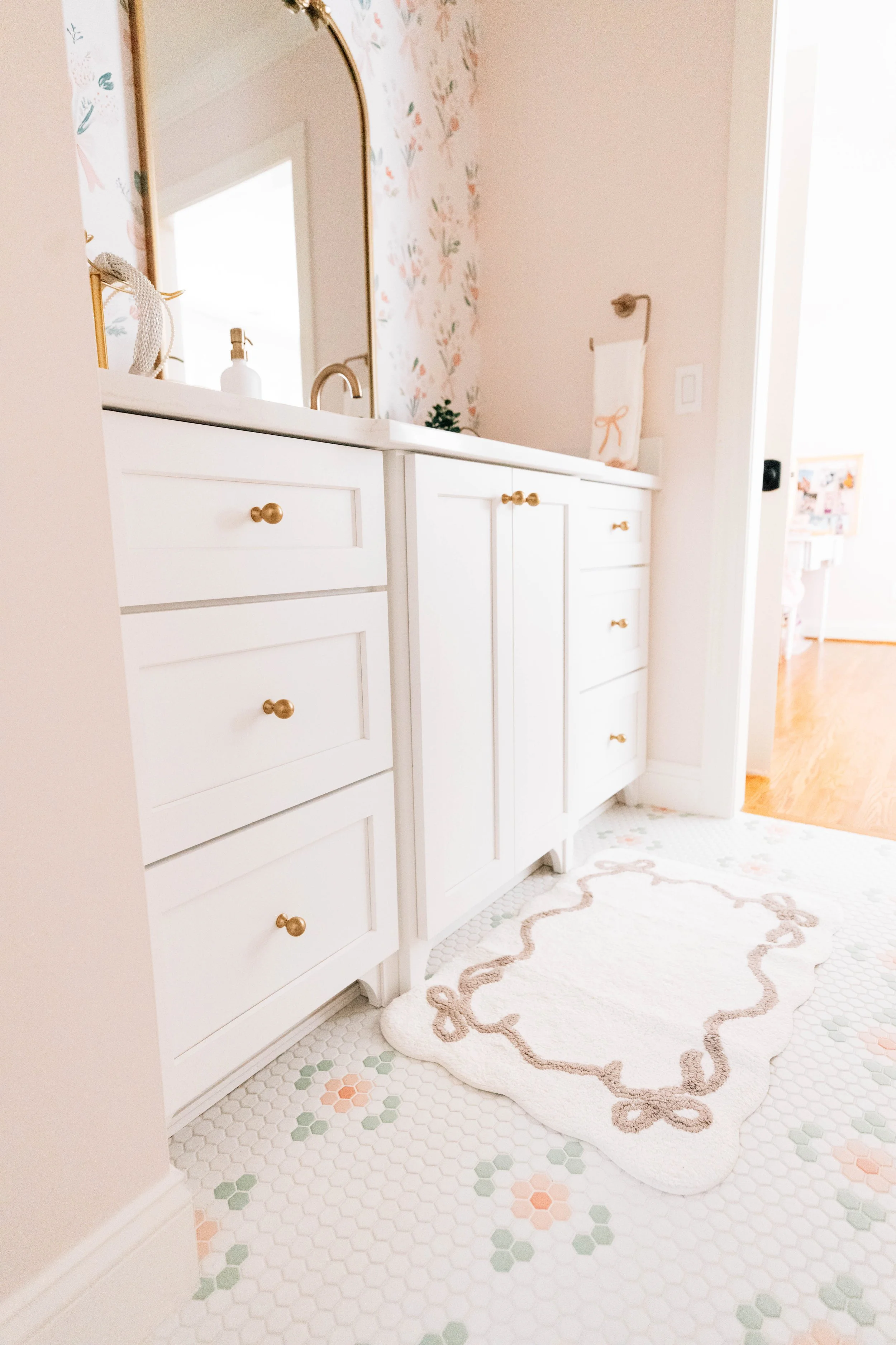 Daughter_s bathroom-48.jpg