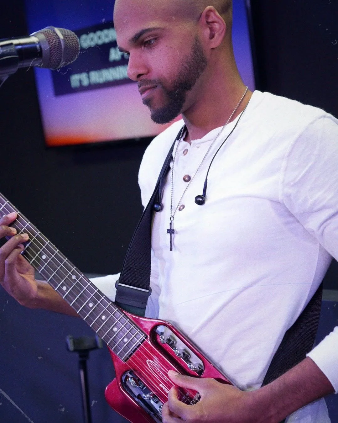 ONE year of Worthy. 🙌🏽
Through worship, we&rsquo;ve learned to draw nearer to God&mdash;heart first. Every moment in His presence reminds us why He alone is worthy of it all. 💚

📸: @mercersarchive 

#WorthyTurnsOne #WorshipIsOurHeart #WorthyExper