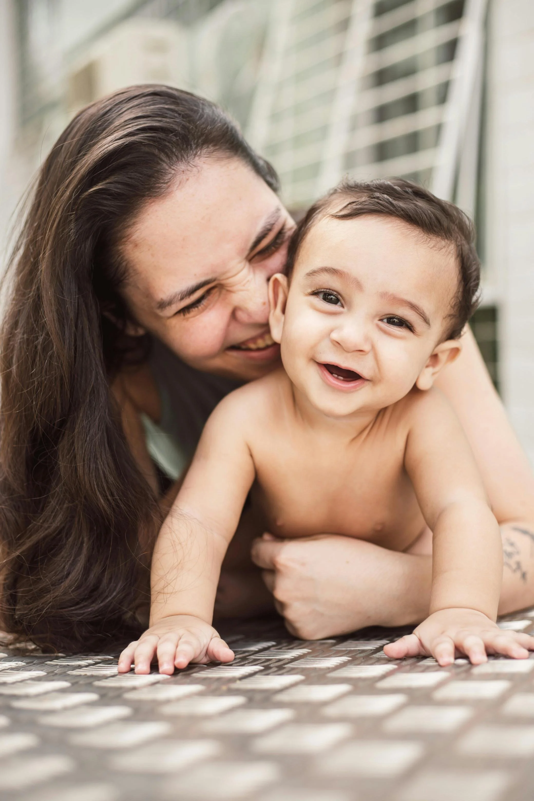 Woman coping with miscarriage and infertility with therapeutic support