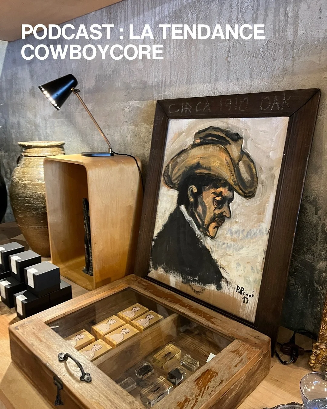 🎧 NEW &eacute;pisode du podcast disponible !
La tendance Cowboycore : j&rsquo;ai test&eacute; pour vous. 

Lien en bio, dispo sur vos plateformes pr&eacute;f&eacute;r&eacute;es (Spotify, Deezer, Amazon, Apple Podcasts&hellip;)

Bonne &eacute;coute. 
