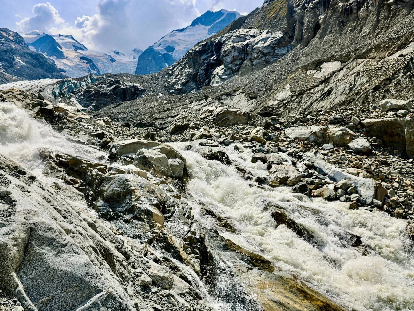 Forsränning i glaciärvatten!
De smältande glaciärerna ger spelen nya möjligheter.