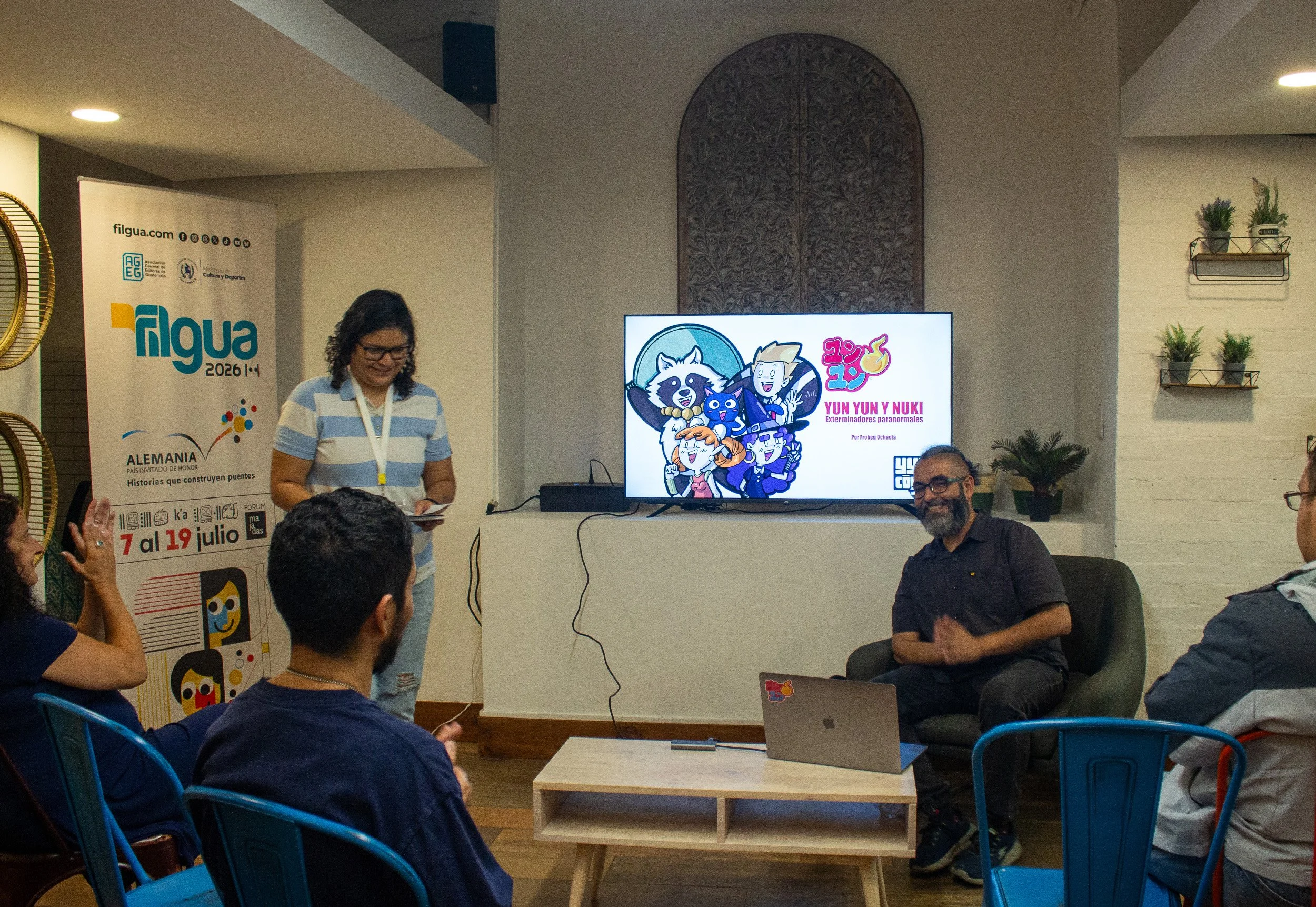 Presentación del cómic Guatemalteco Yun Yun y Nuki por Frobeg Ochaeta en la Filgua 2026 