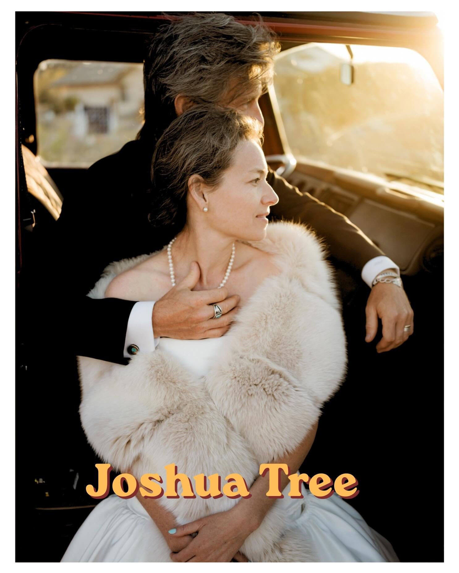 Once in a Blue Moon ✨🌙
Kimberly and Matthew celebrated their wedding beneath a rare Blue Moon in the landscape of Joshua Tree.
Family and friends enjoyed an evening filled with stargazing and astronomy experiences, face painting, live-fire catering,