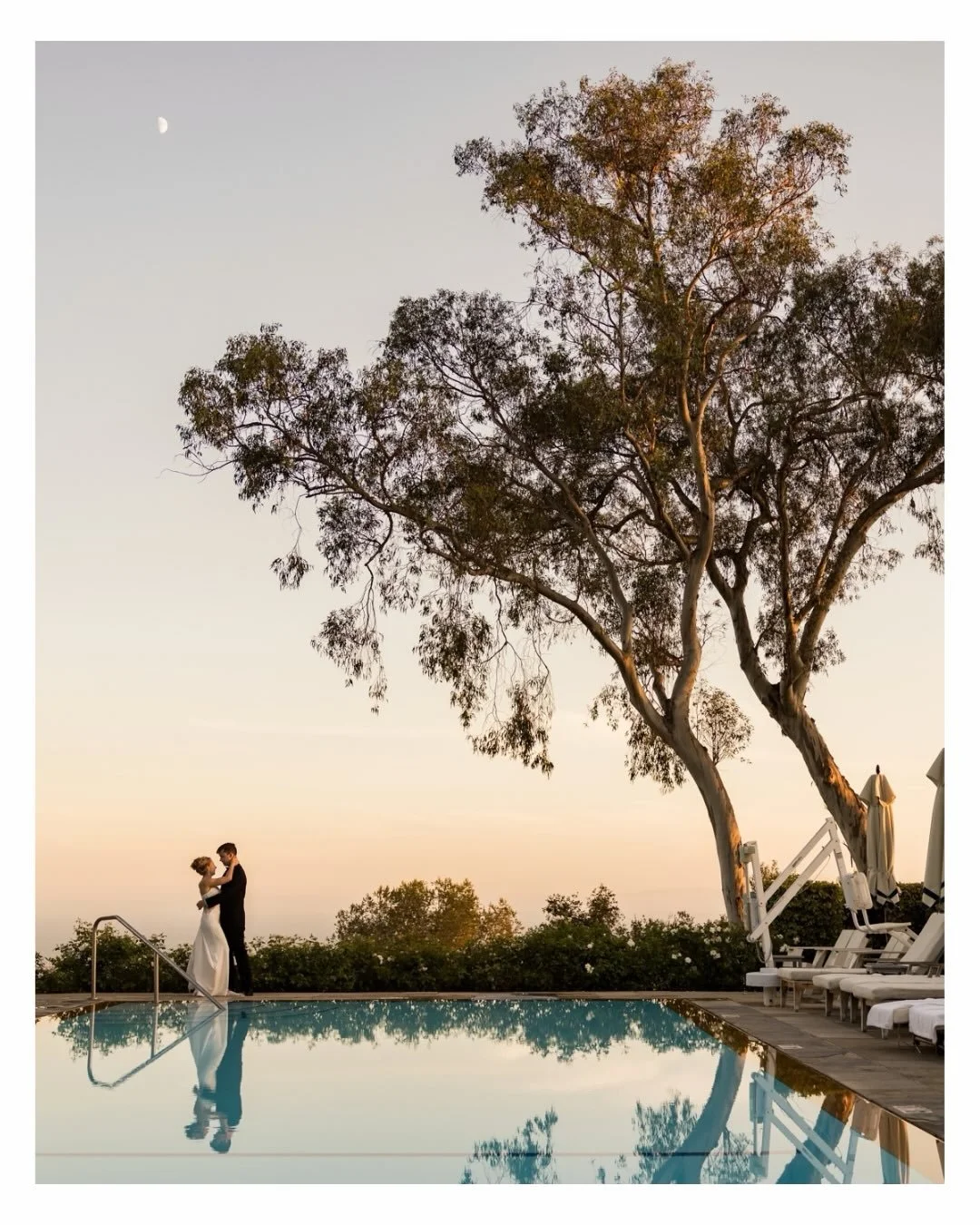 Santa Barbara -Anna &amp; Jack, marry at  @elencanto.sb
Anna is wearing @essenseofaustralia

Photography: @michaelsegalphoto
Planning + Floral: @figeventco
Video: @miguelgarciastudios
Venue: @elencanto.sb
Rentals: @bellavistadesigns @townandcountry_e