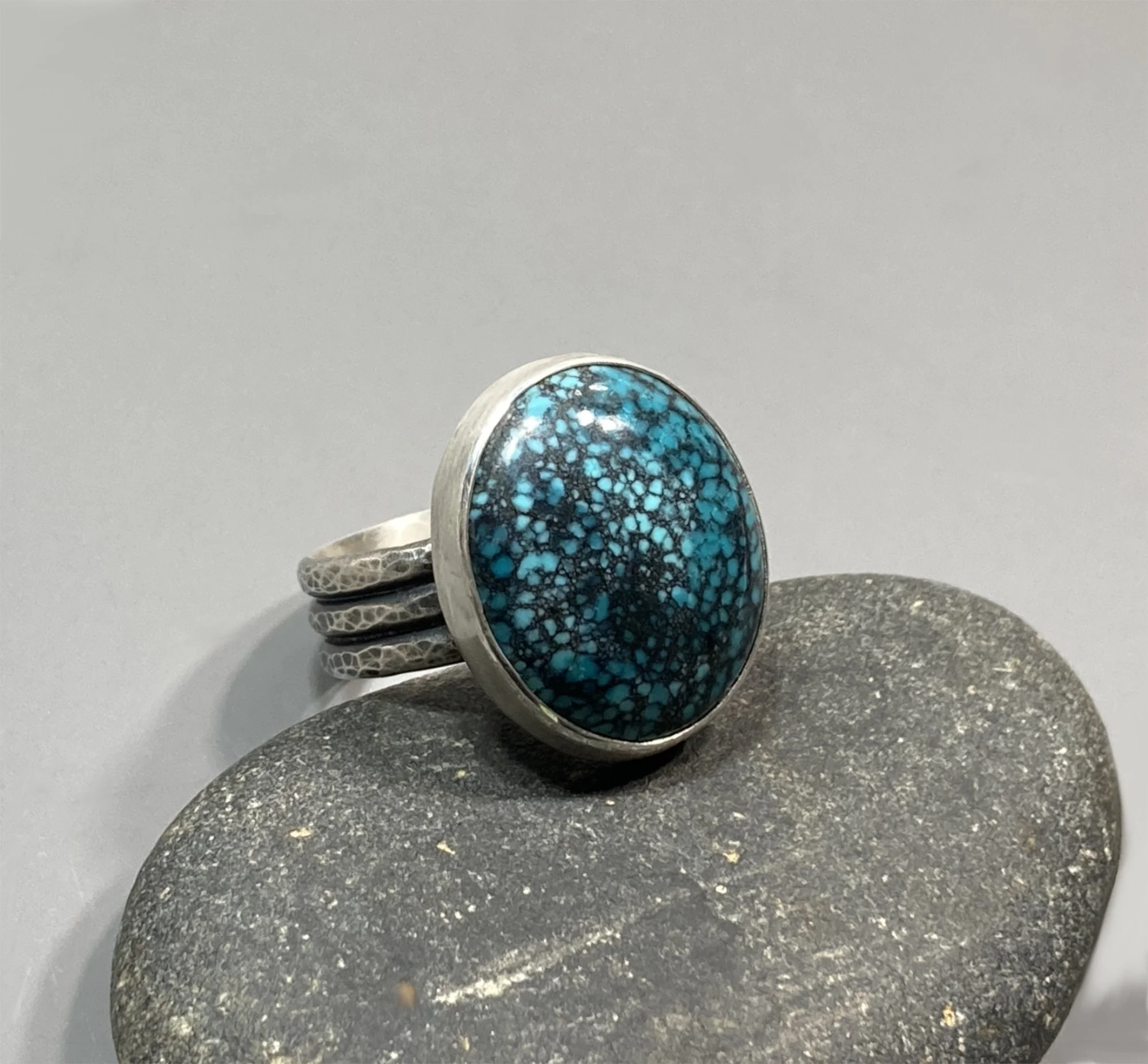 Hubei-turqoise-sterling-silver-ring-2.jpg