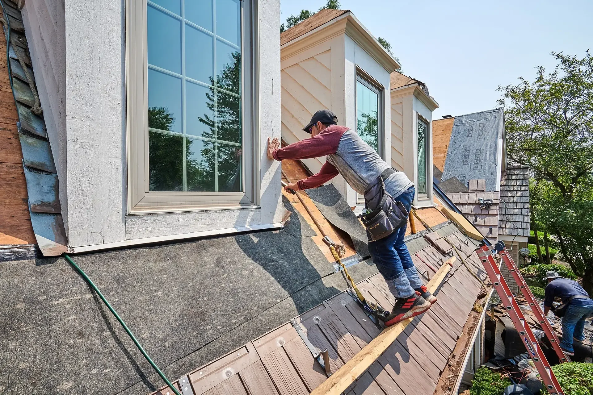 The Neighborhood Authority: The Ultimate Guide to Local SEO for Contractors