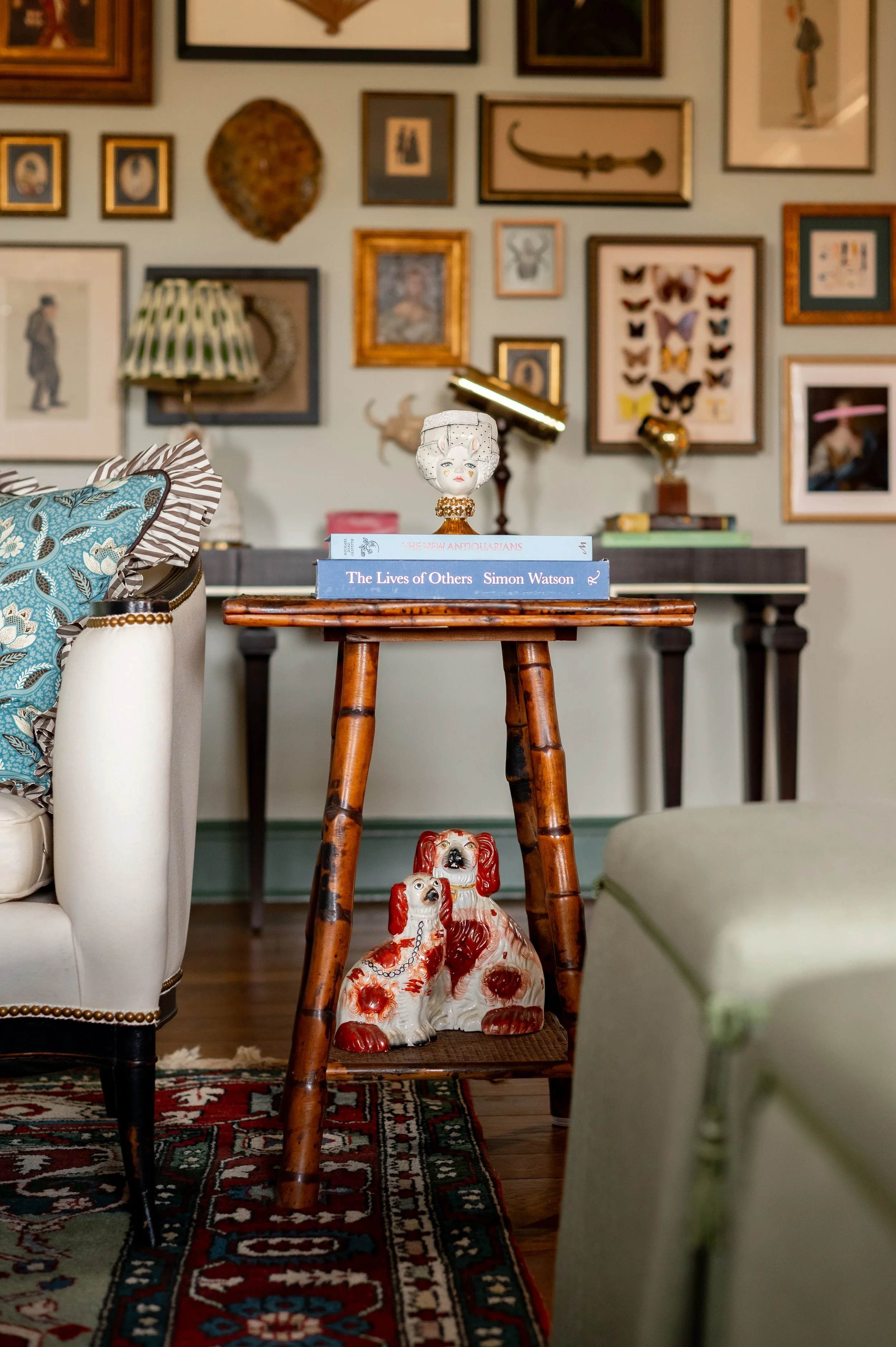 HHI-RidleyCreek-LivingRoom-12.jpg