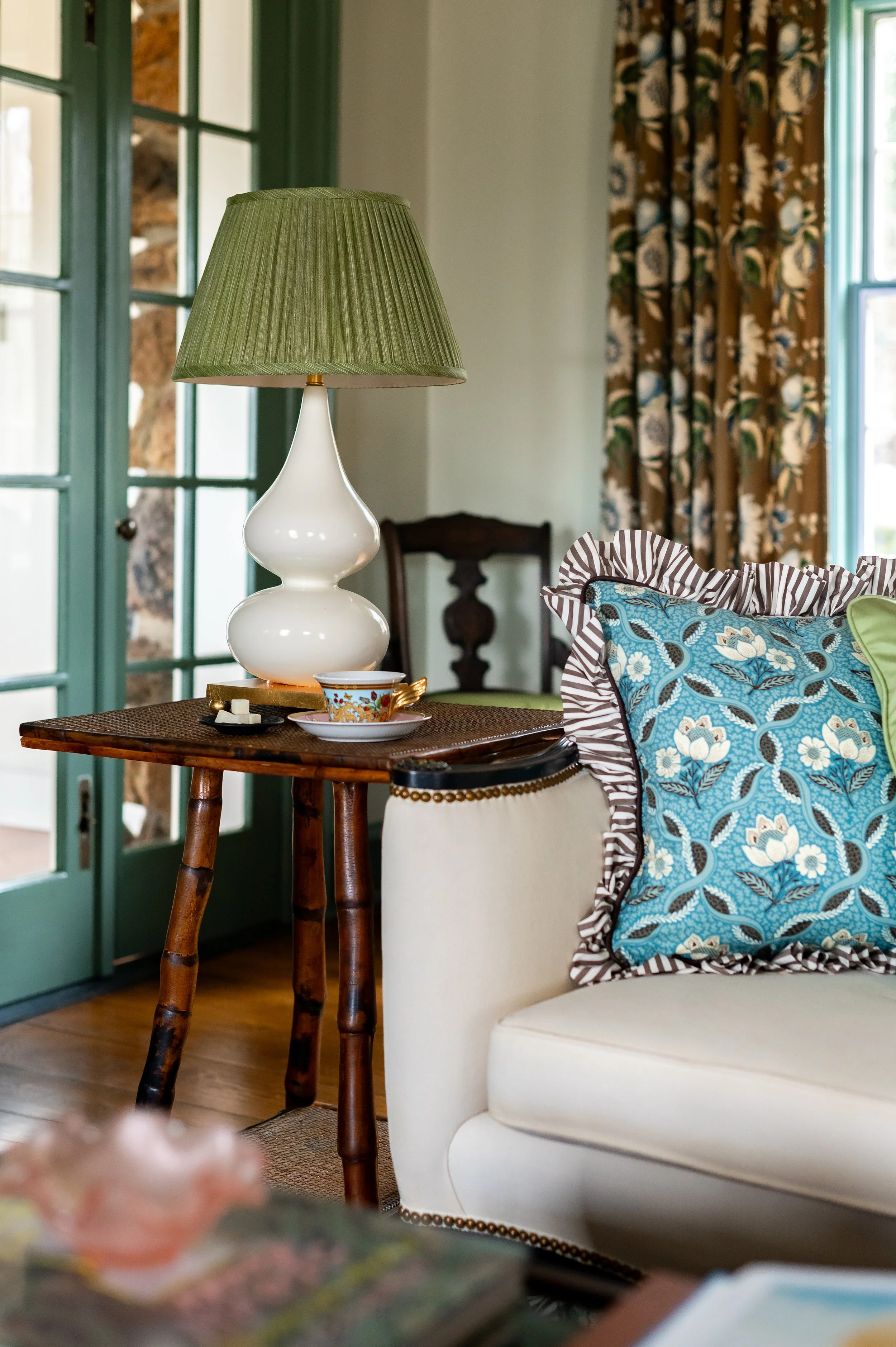 HHI-RidleyCreek-LivingRoom-5.jpg