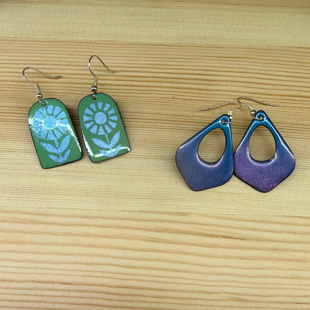 earring website.png