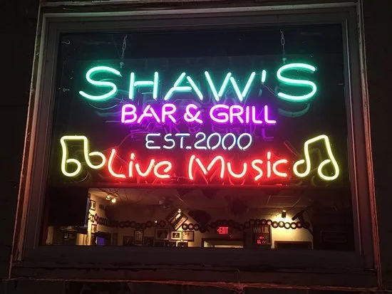 WailTale Rocks Shaw's in NE Mpls