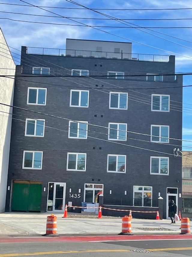 East Gunhill Road Apartments