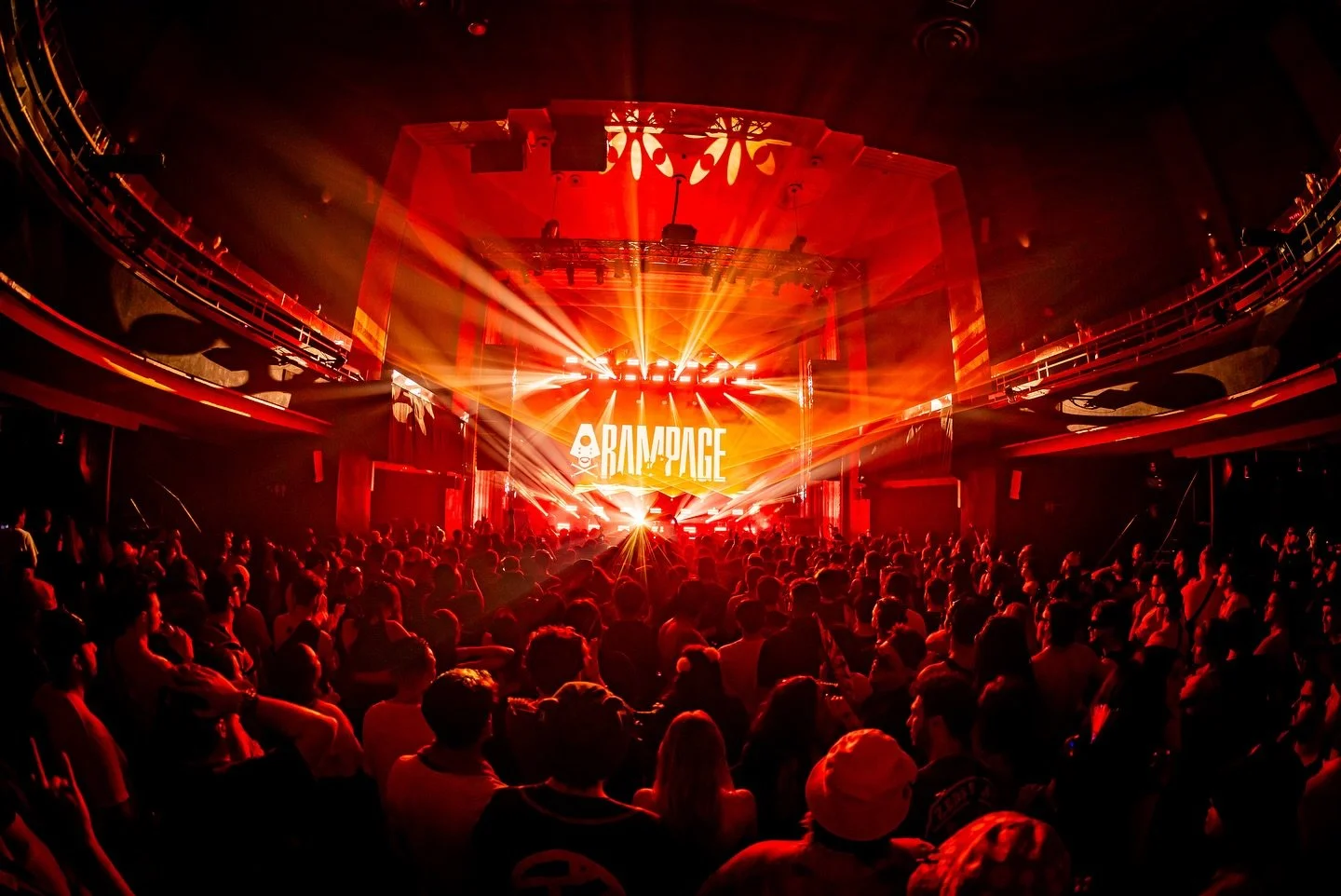 || MONTREAL RAMPAGE ||

📸 @onevision.media