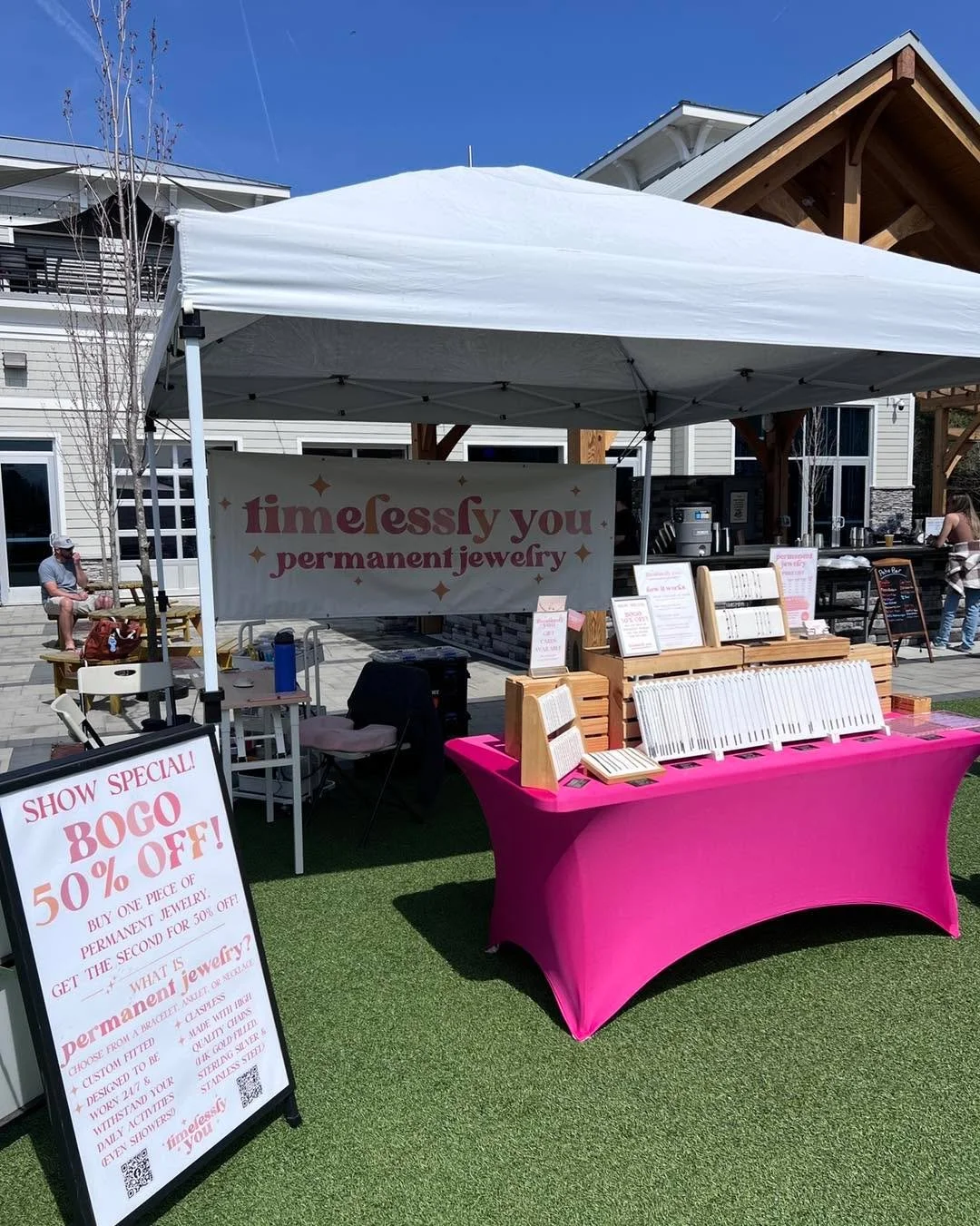 It is an absolutely *gorgeous* day to come hang out with us at New Realm Suffolk. 🌤️✨ 

We&rsquo;ll be here doing permanent bracelets, anklets, and necklaces&mdash;dainty, bold, and everything in between. Grab a drink, grab a friend, and get welded 