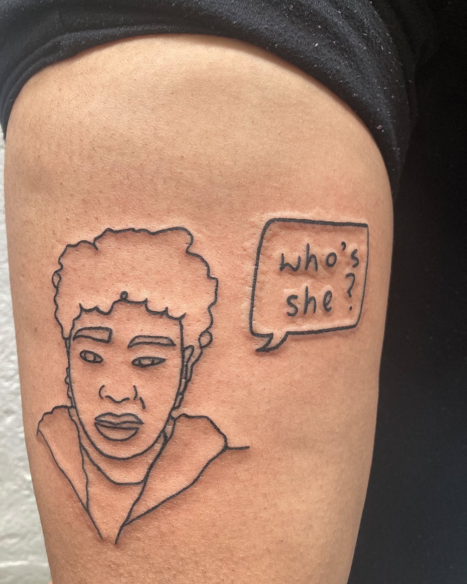 &ldquo;who&rsquo;s she?&rdquo; 💭 a custom thought bubble piece 
flash available @feyisara.flash 

#londontattoo #nigeriantattooartist #blacktattooartist