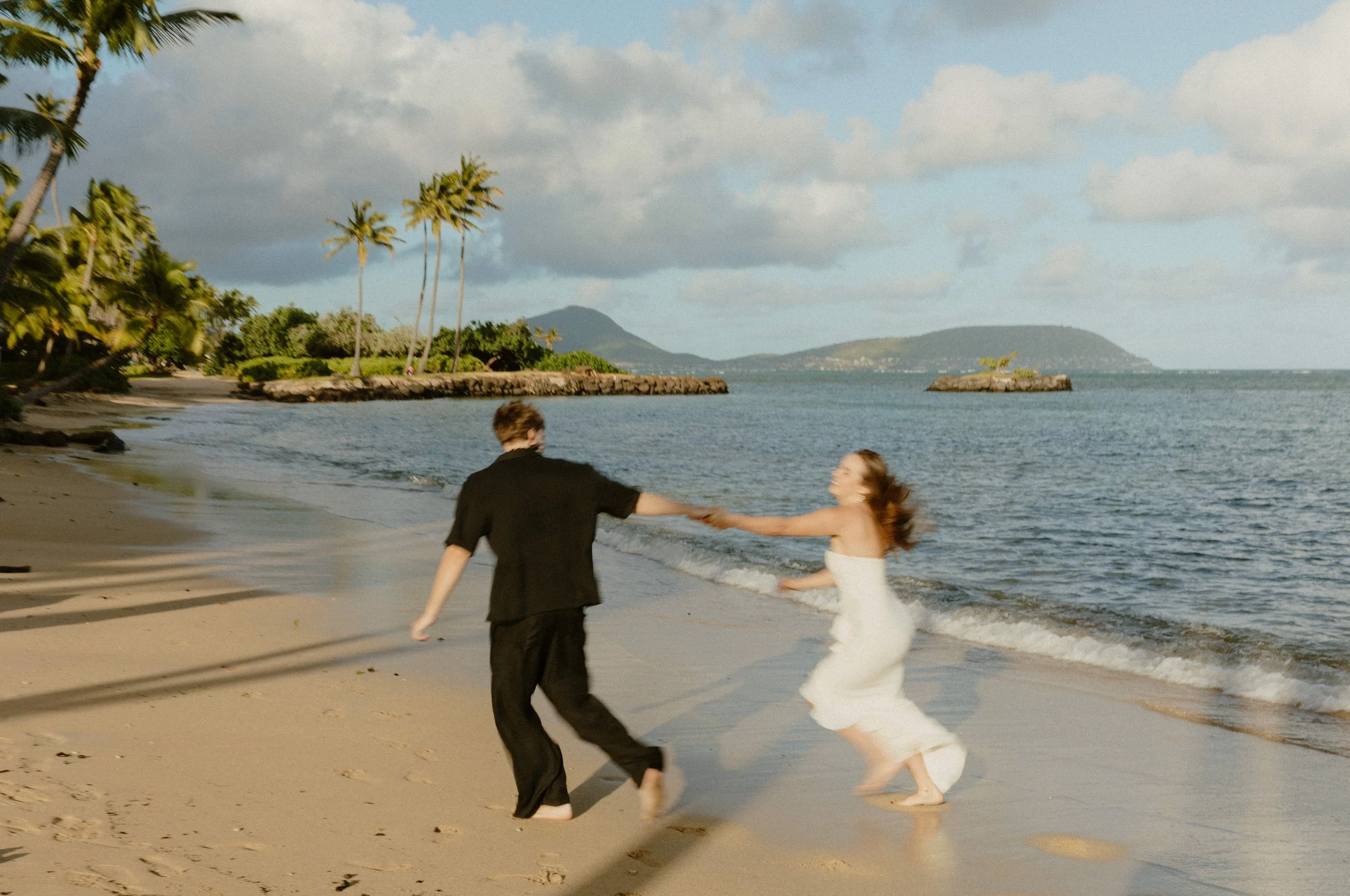cinematic-hawaii-wedding-photographer90.jpg