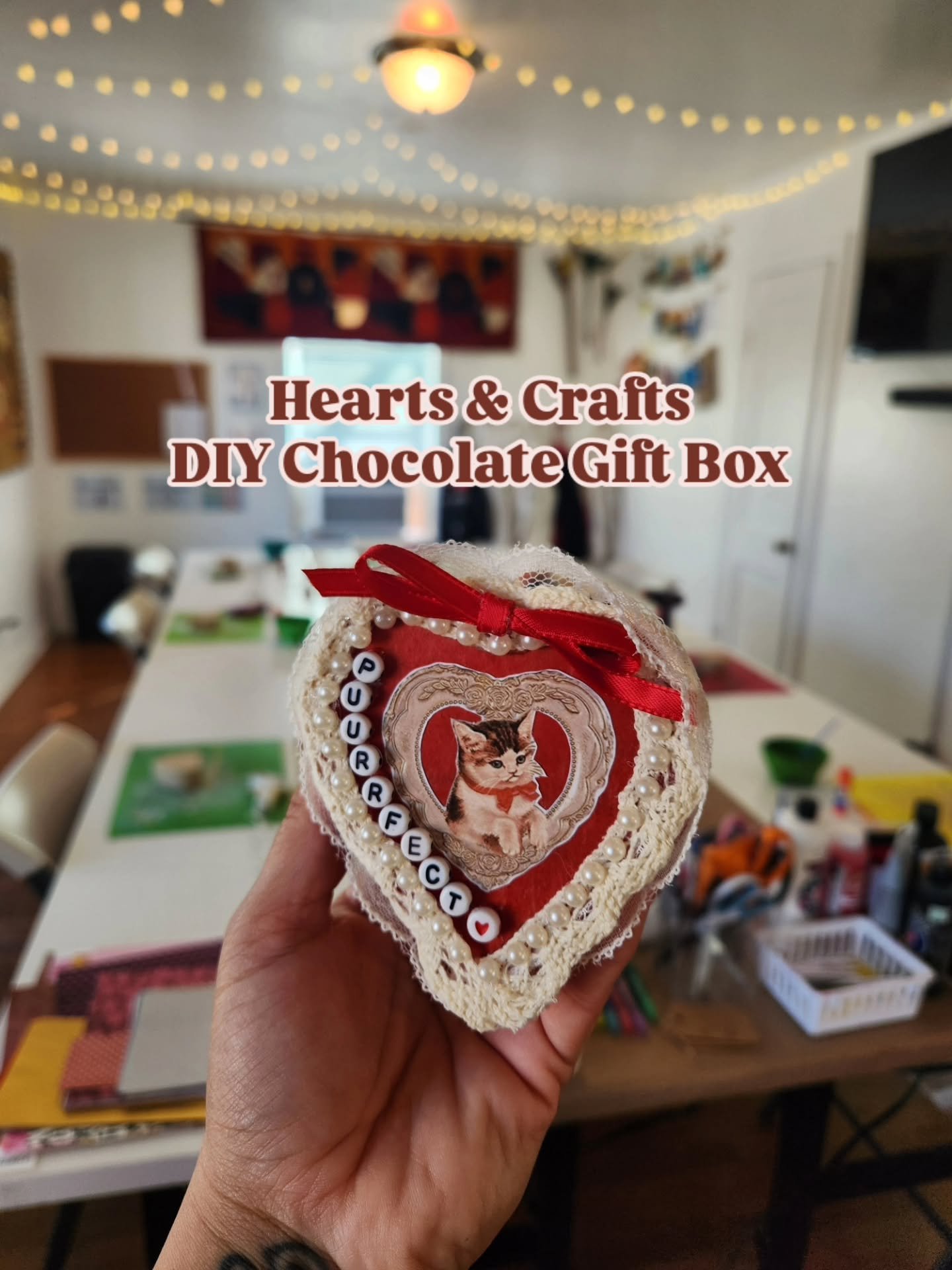 💝This fun collaboration workshop with @cinfulsweetsatx was one to remember! 

❤️Thanks to everyone who came to craft with us and to the team at Cinful Sweets for putting this custom order of chocolates together. Our guests loved the unique flavors y