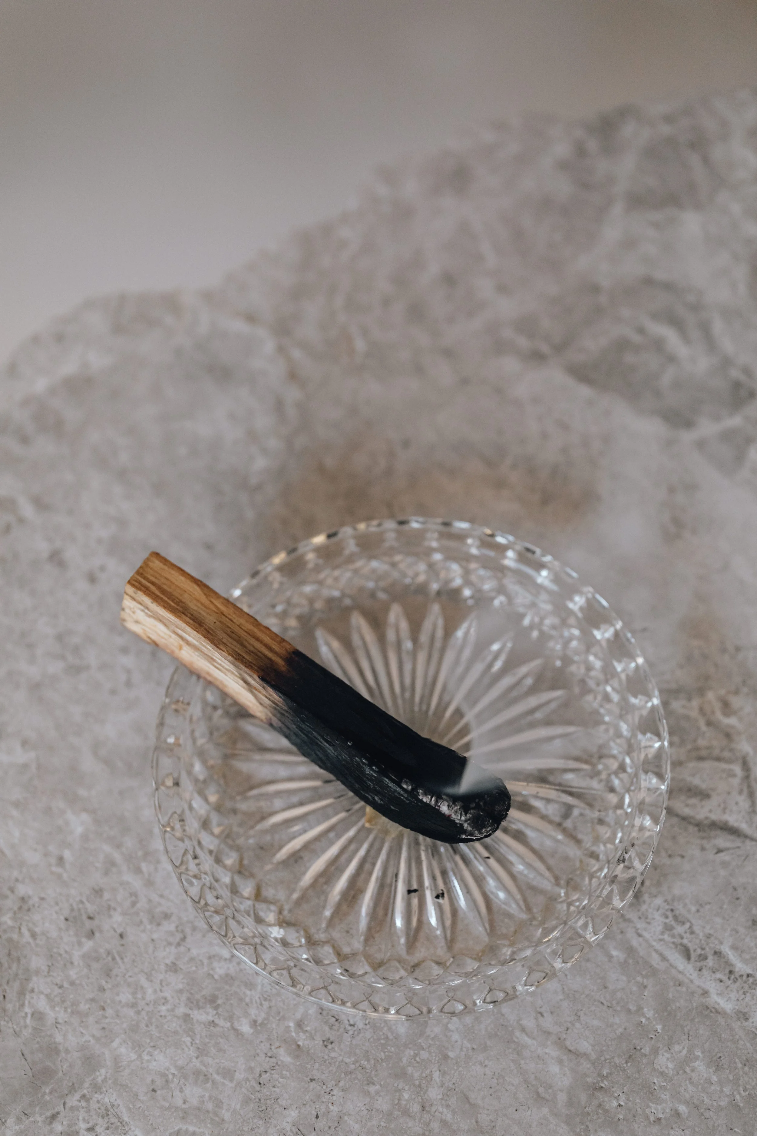 The Reset: Cultivating a Calm, Organized Home
#the reset# |
Simplify, Reset, and Restore Flow
This step-by-step guide helps you clear the clutter — physically, mentally, and energetically. 
Learn how to create systems that bring calm and ease into yo