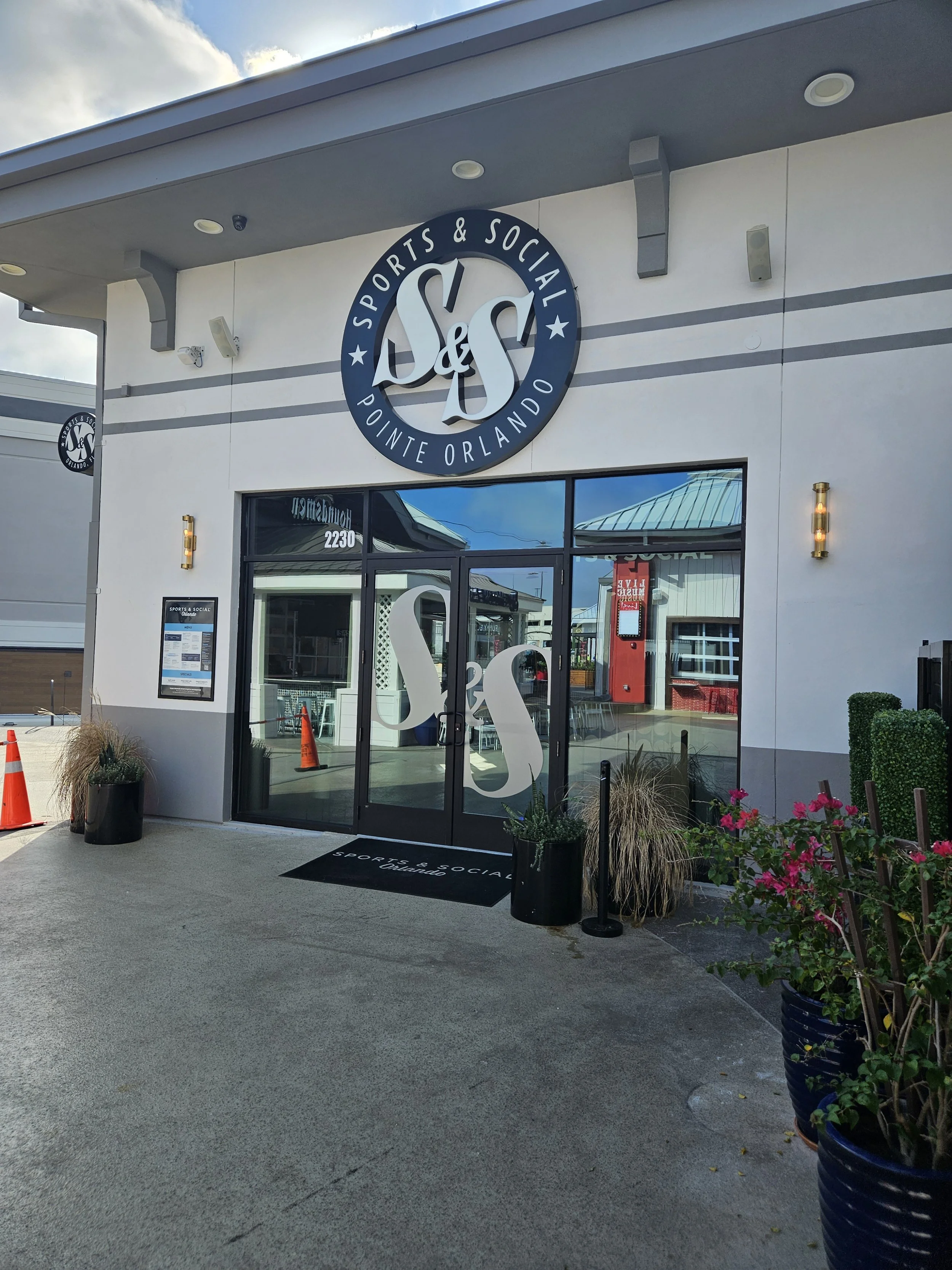 pointe-orlando-1.jpg