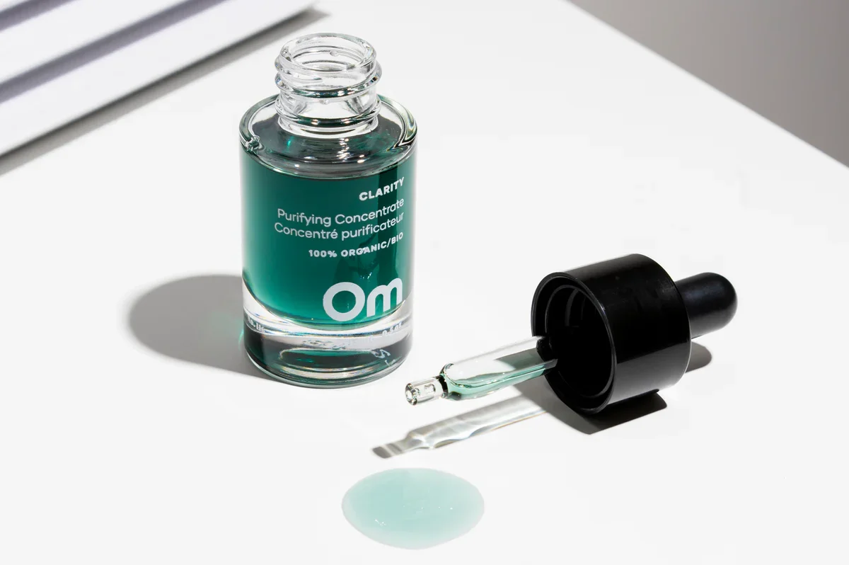 om-clarity-purifying-concentrate-brees-brow-lounge-chilliwack-4.webp