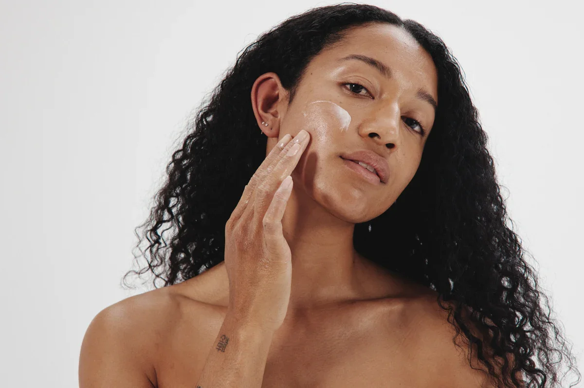 om-Gotu Kola + Squalane Hyaluronic Nourishing Cream-brees-brow-lounge-chilliwack-5.webp