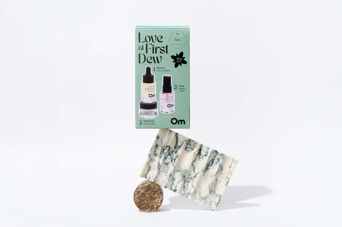 om-lskincare-ove-at-first-dew-brees-brow-lounge-chilliwack.webp