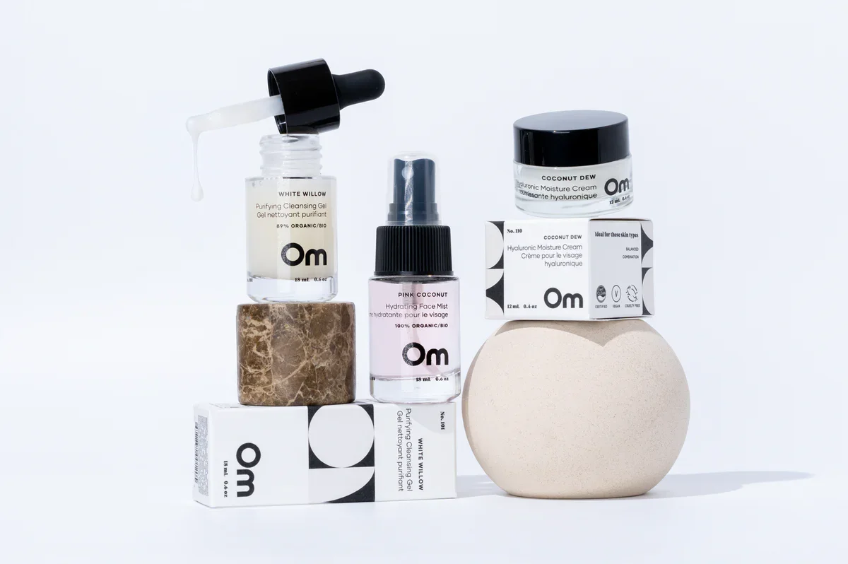 om-lskincare-ove-at-first-dew-brees-brow-lounge-chilliwack-2.webp