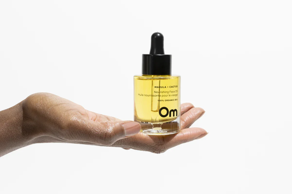 om-mrula-cactus-nourishing-face-oil-brees-brow-lounge-chilliwack.webp