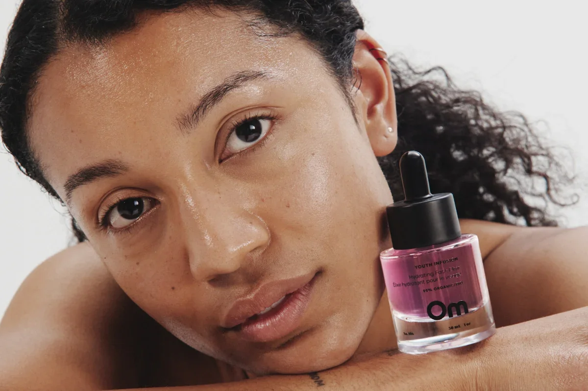 om-youth-infusion-hydrating-face-elixir-brees-brow-lounge-chilliwack-3.webp