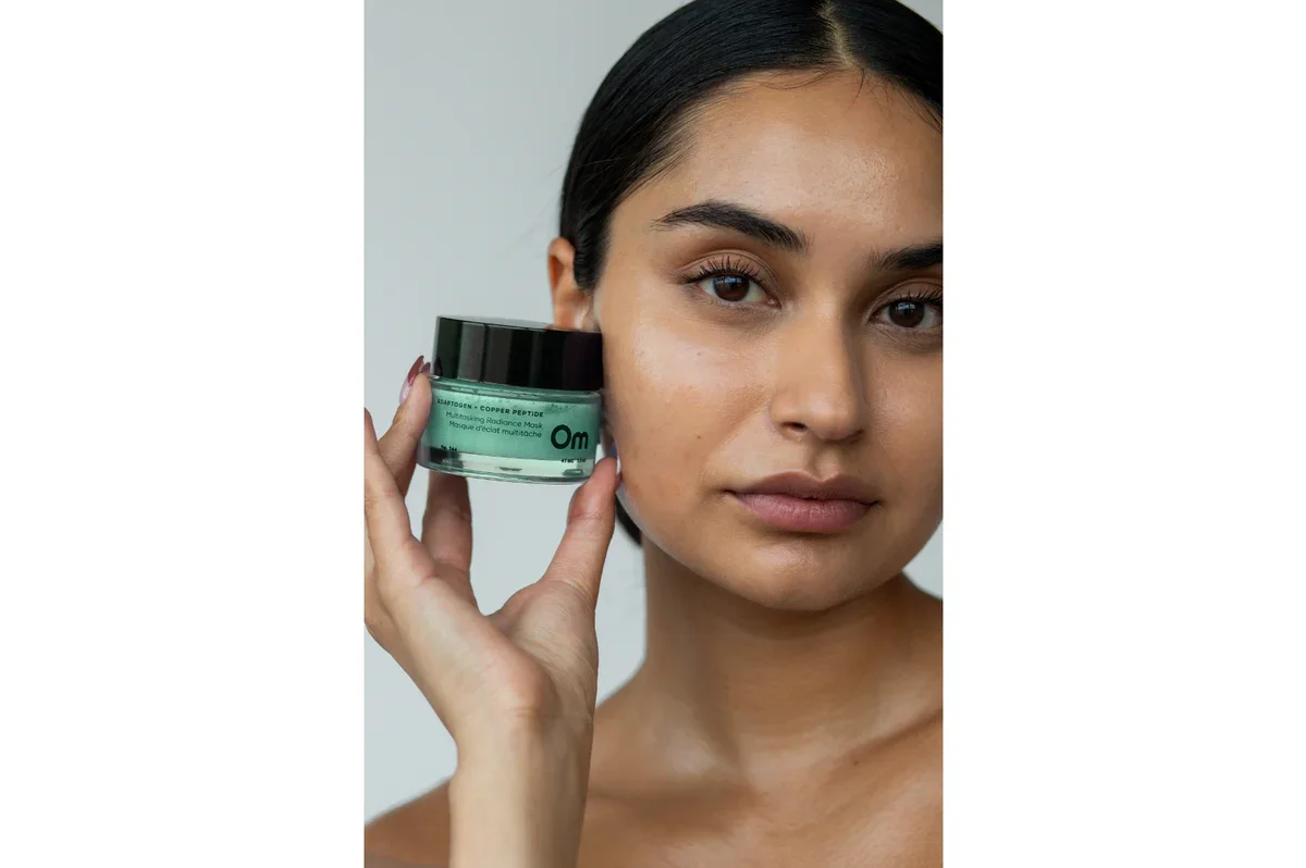 om-adaptogen-copper-peptide-multitasking-radiance-mask-brees-brow-lounge-chilliwack-4.webp
