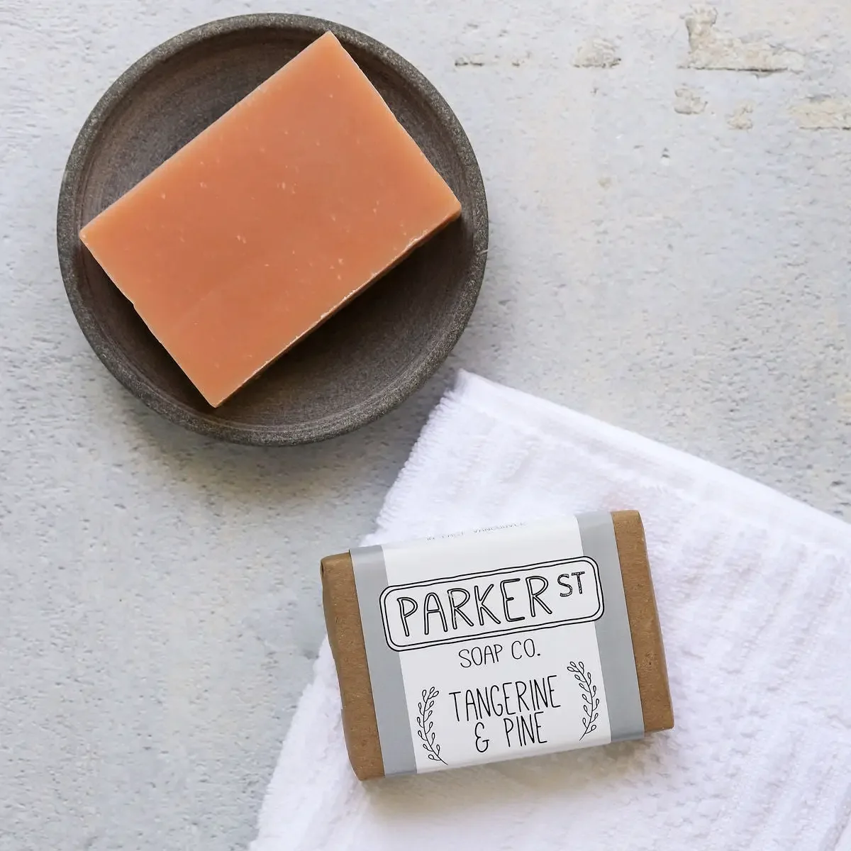 parker-street-soap-co-tangerine-pine-bar-soap-brees-brow-lounge-and-beauty-bar-chilliwack.webp