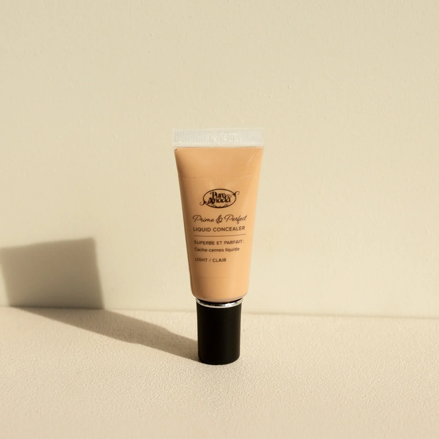 light-liquid-concealer-2.webp