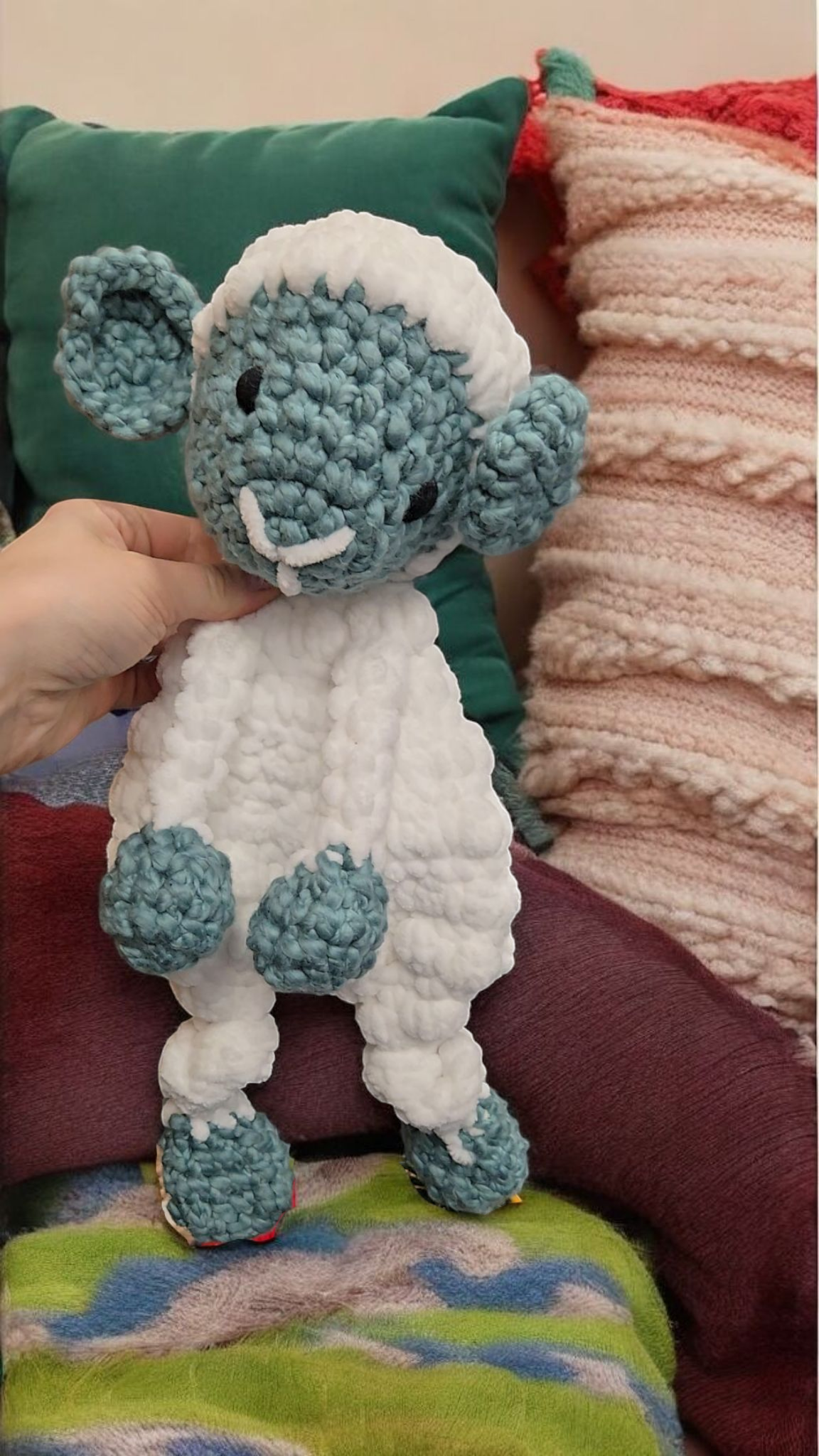 Sheep snuggler.png