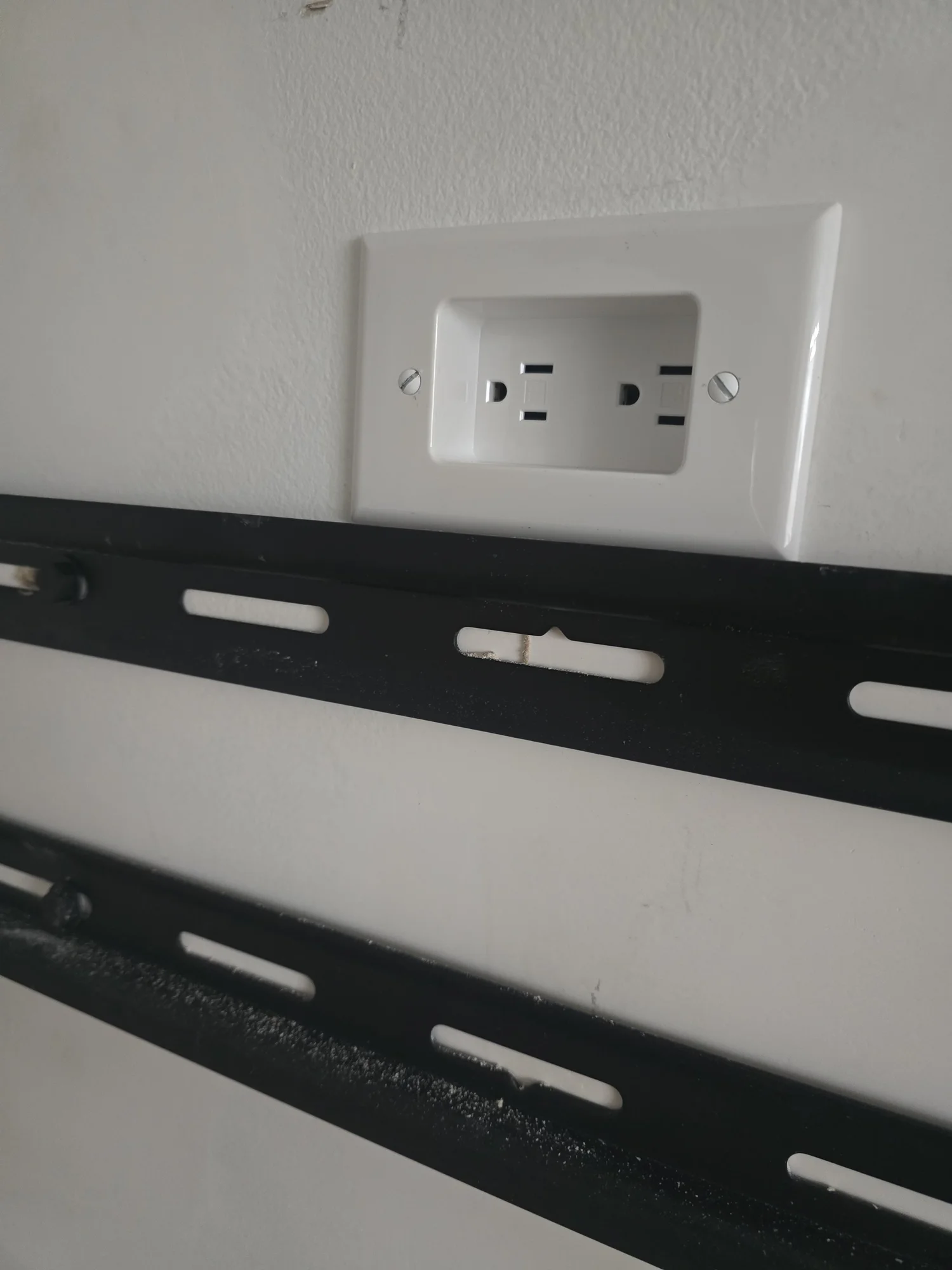 Cable Management Secrets: How to Achieve a Clean, Wire-Free Look