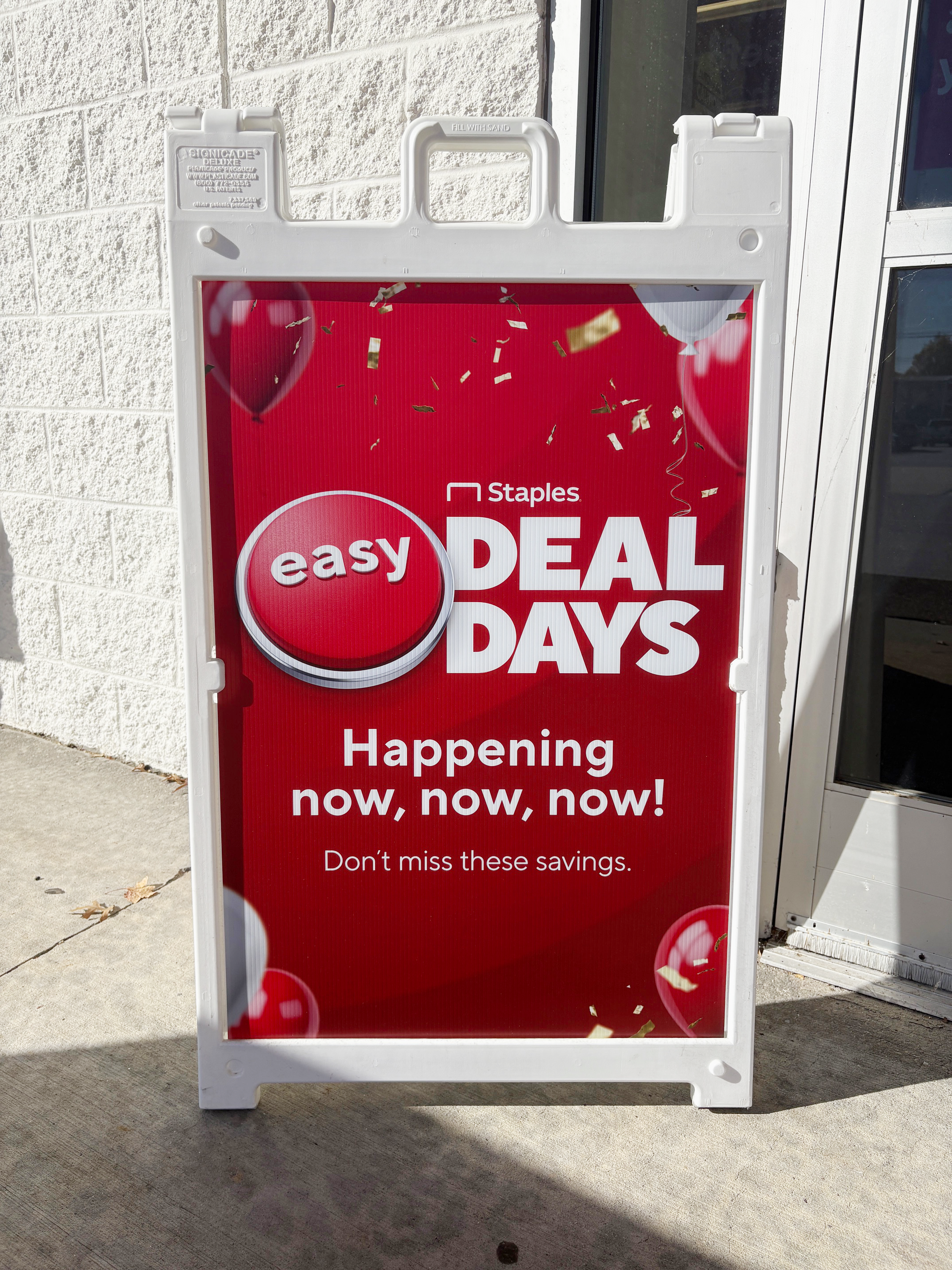 easydealdays_aframe_mockup.png