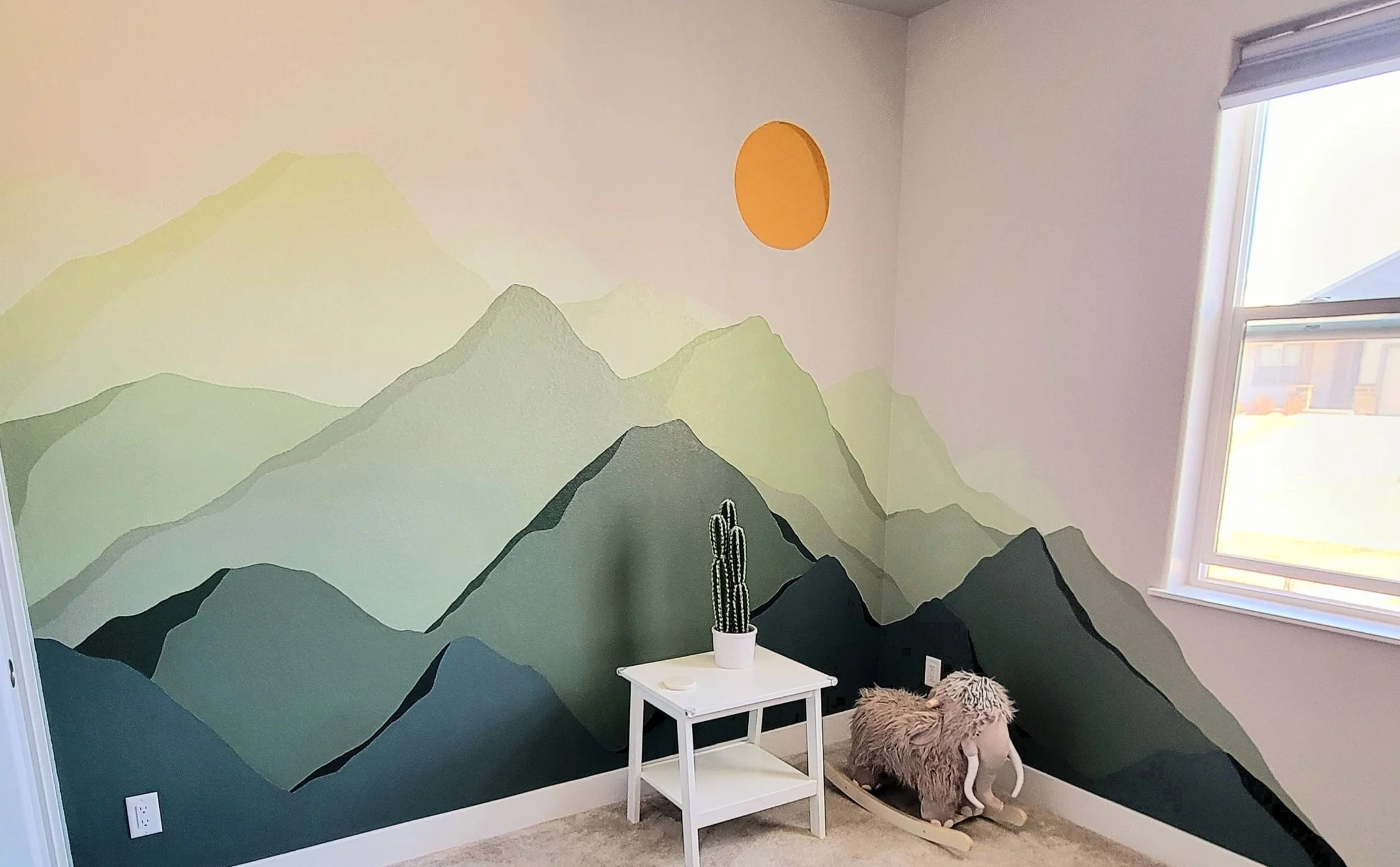 Mountain nursery mural.jpg