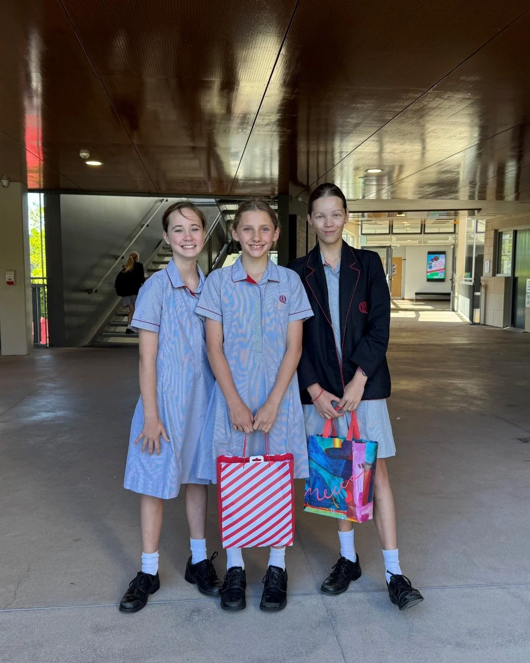 Kindness in action at Queenwood ⭐

Three students from Year 7 surprised their classmates on Monday morning by handing out over 100 candy canes to celebrate the last week at school. The morning magic bought a smile to everyone's face and was a very th