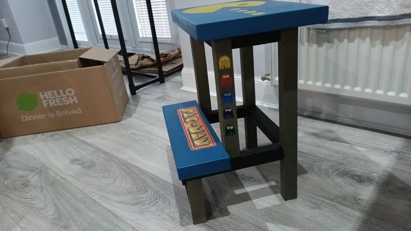 Pacman Stool 2.jpg