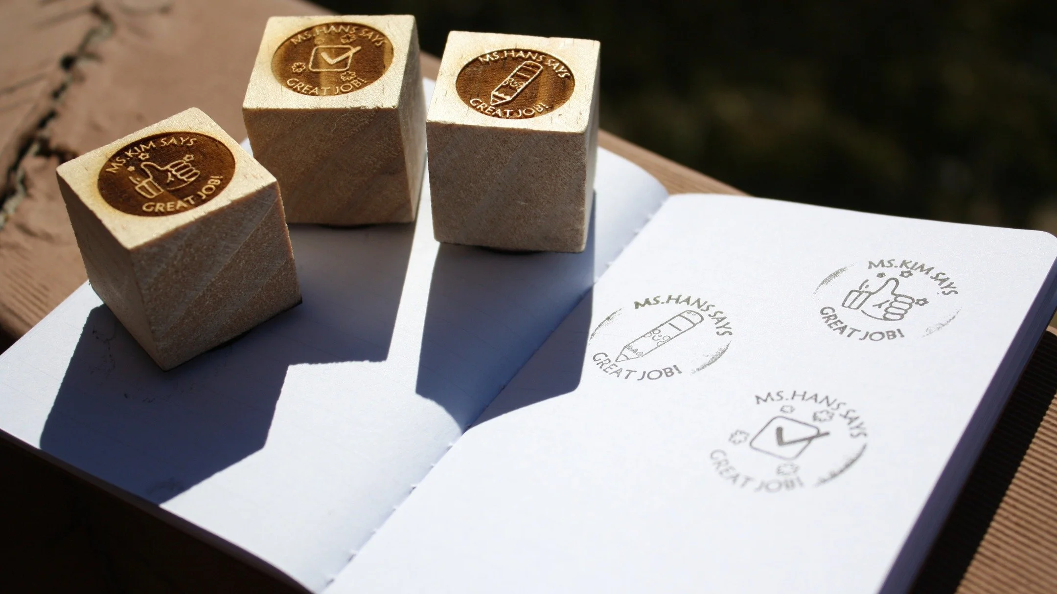 Make your mark ✔️

Perfect for teachers, small businesses, planners, and organisation, this compact custom stamp keeps things neat, quick, and professional.

Add your name, message, or logo.

#customstamp #teacherlife #smallbusinesstools #stationeryl