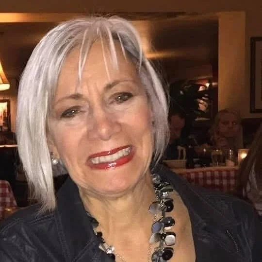 Deb.jpg