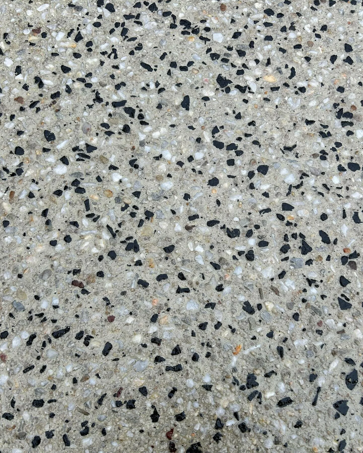 &bull; 145m2 of Galaxy exposed outdoor seating area completed at our Carnboon Park Werribee to finish that project 

- @australianecosystems 
- @hanson_australia 
- @tenari.concrete.pumping 
- @thomsonconcrete

#concrete #concretedesign #exposedaggre