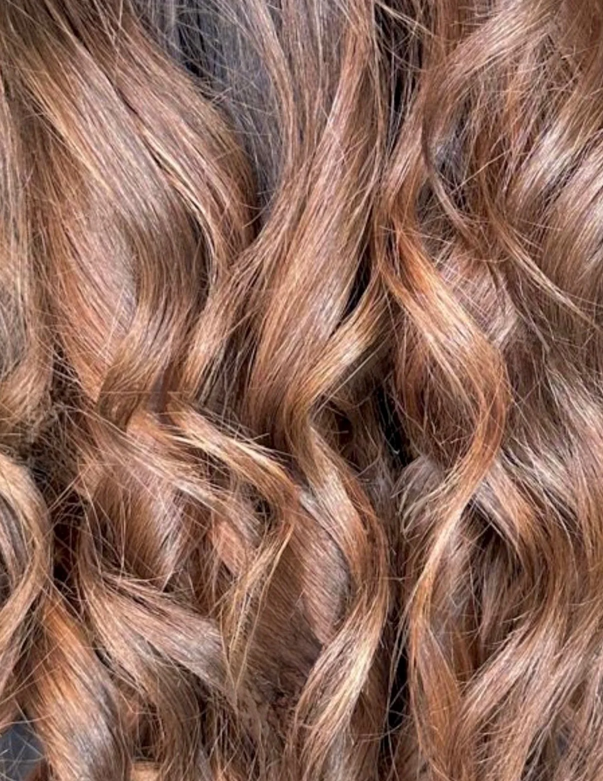 A transformation so good it needs a close-up&hellip; ✨

Swipe to see how it all started 💆&zwj;♀️

DM / Call or to book online to start your own transformation. 

#bhavasalon #brisbanesalon #hairtransformation #colourspecialist