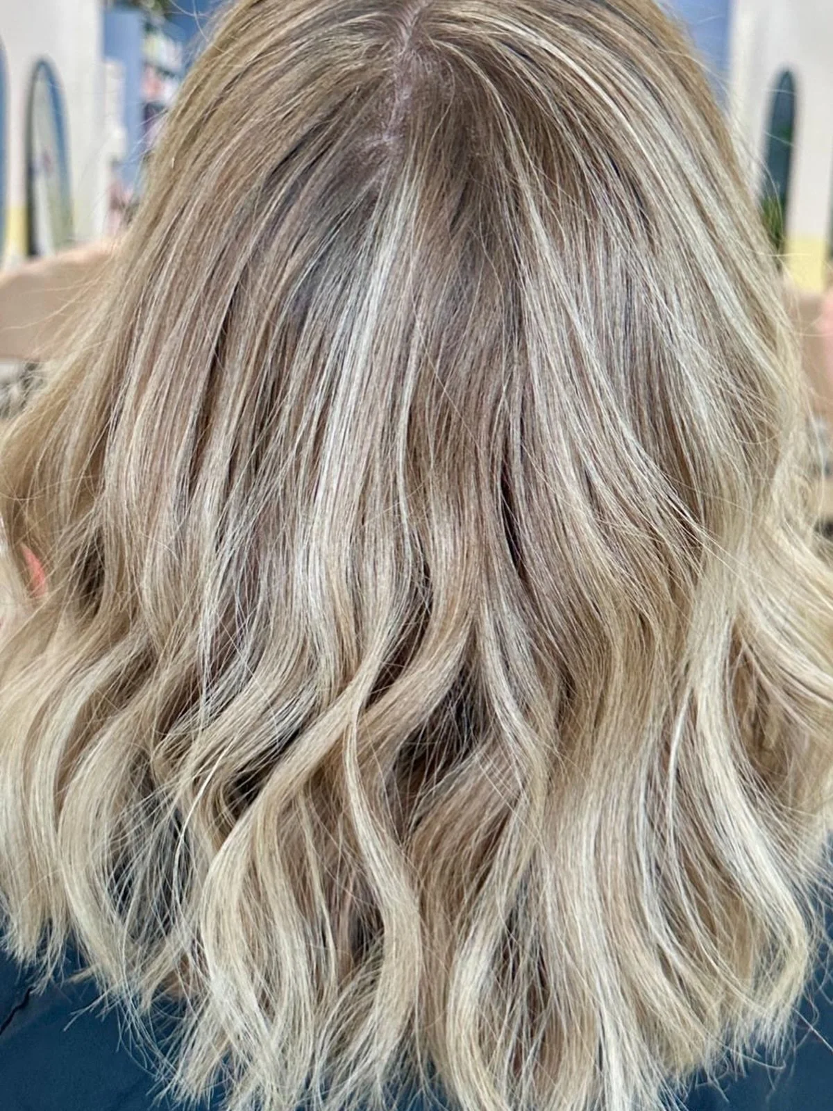 When your blonde is chill, hydrated, and minding her business ✨🫶 

#BrisbaneBlondes #TeneriffeSalon #BrisbaneHair #bh&atilde;vasalon